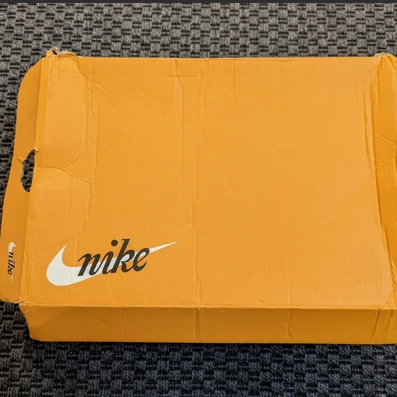 New Nike Blazer Mid '77 Vintage White Chlorophyll Black BQ6806-116 Men’s Size 10 - Picture 3 of 7